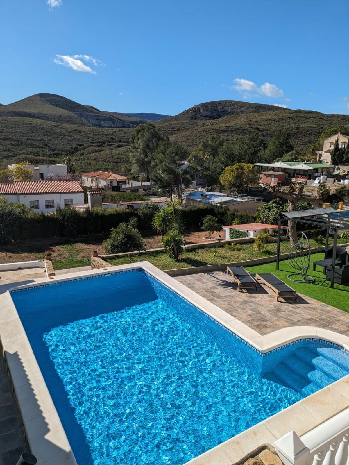 Vila Buen Estar, Piscina, Barbacoa, Jacuzzi En Valencia Turís Exteriér fotografie